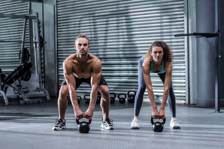 Calisthenics Vs. Weights: The Difference Is In Your Body